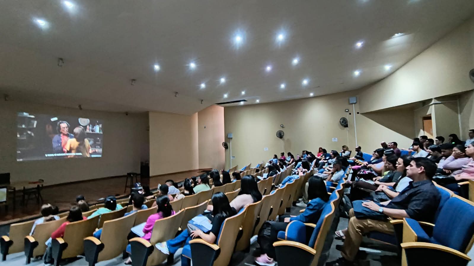 Primer encuentro del ciclo de cine documental: Educar para la Memoria